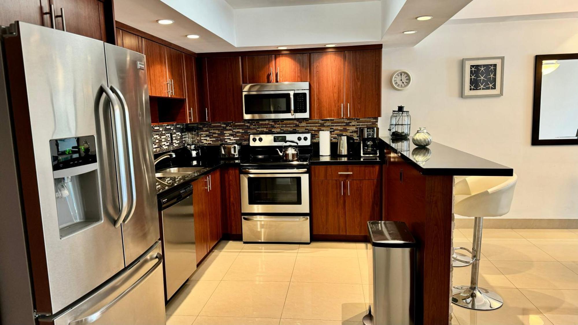 Sunny Isles Condo Resort 迈阿密海滩 外观 照片